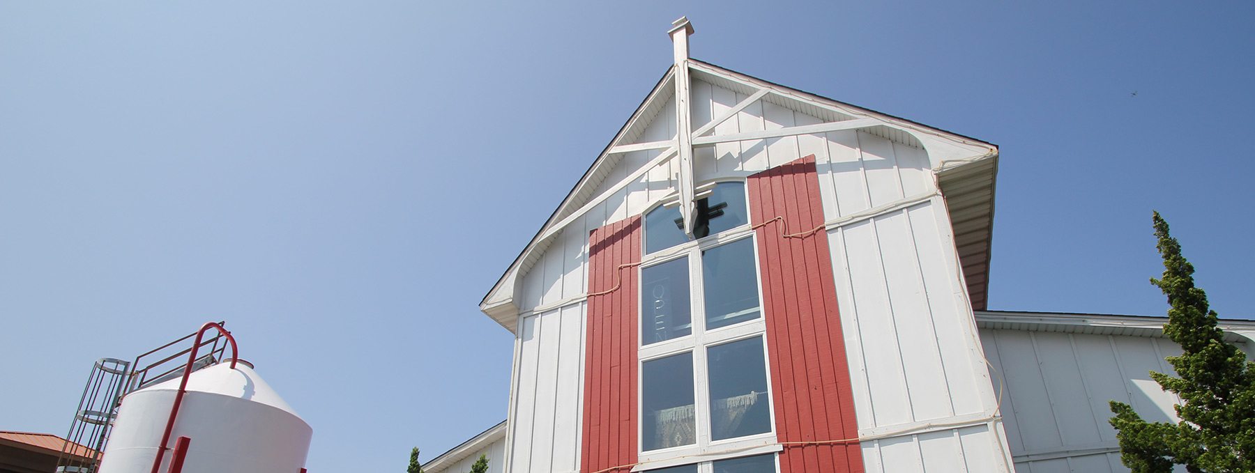 outer-banks-brewing-station-outside-facade